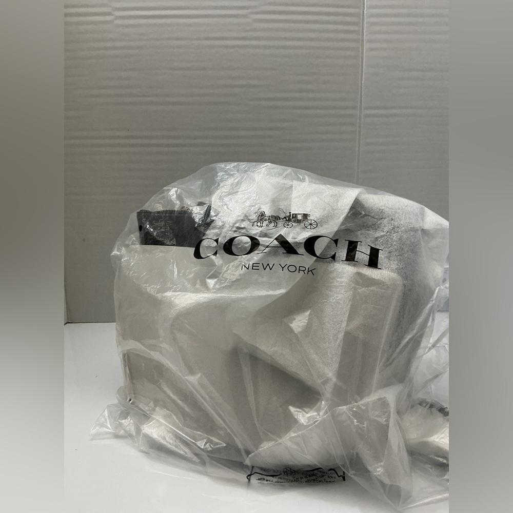 COACH Bella Small Pebbled Leather Tote Bag - Picture 5 of 7